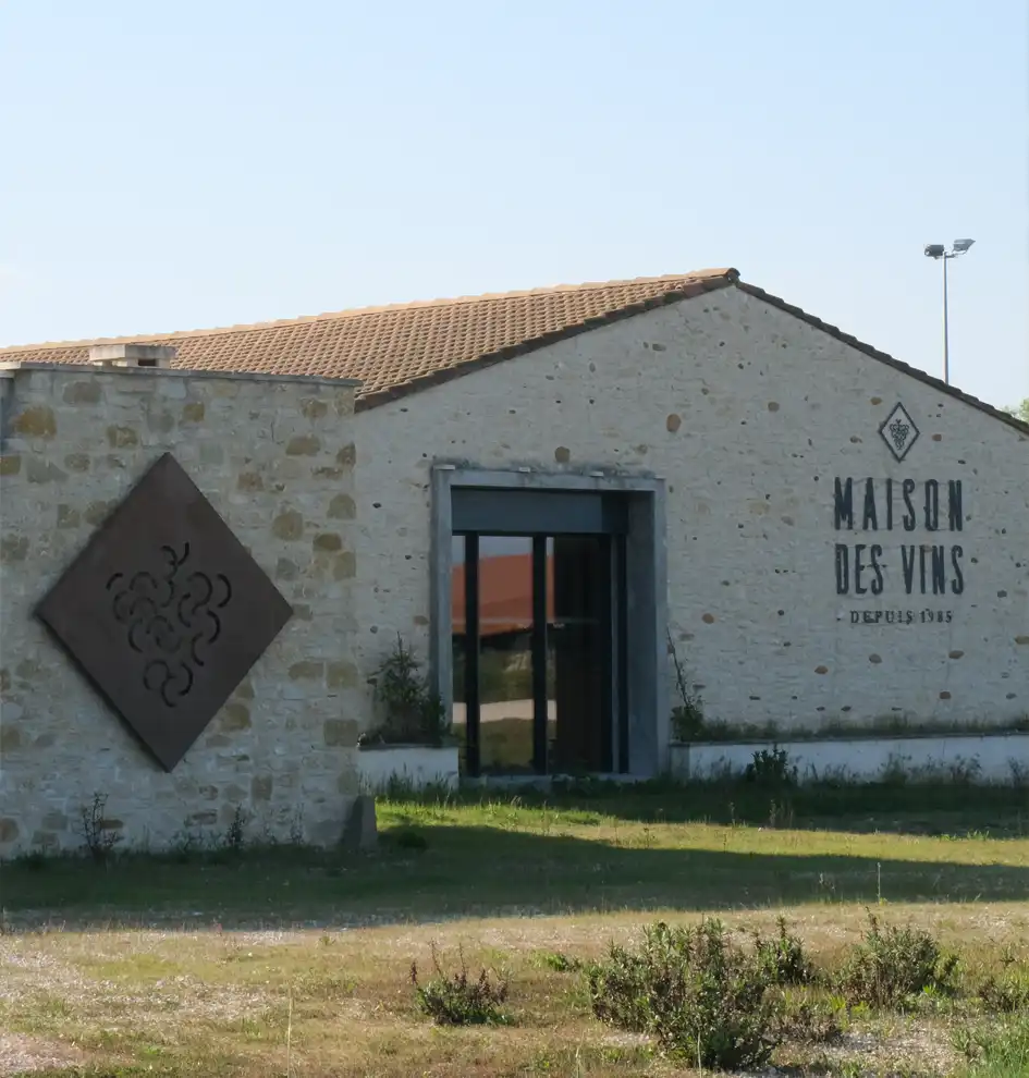 maison des vins saint laurent des arbres